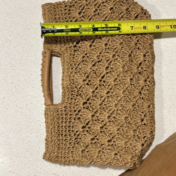 Banana Republic Macrame Bag - Picture 9 of 9